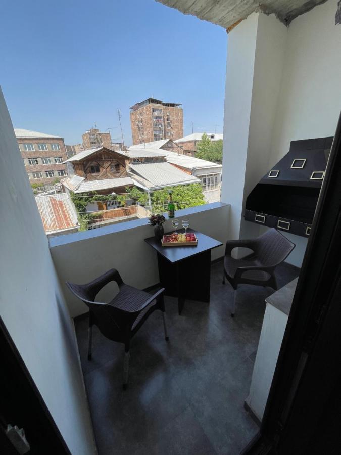 Comfortable Apartment Комфортные Апартаменты Self Check In Yerevan Exterior photo