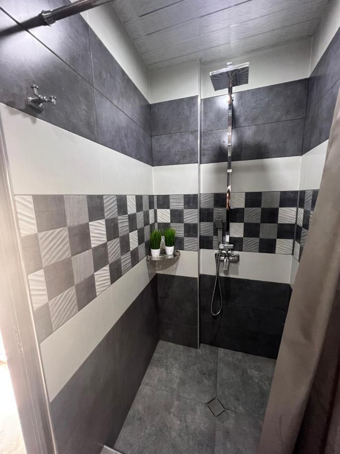 Comfortable Apartment Комфортные Апартаменты Self Check In Yerevan Exterior photo