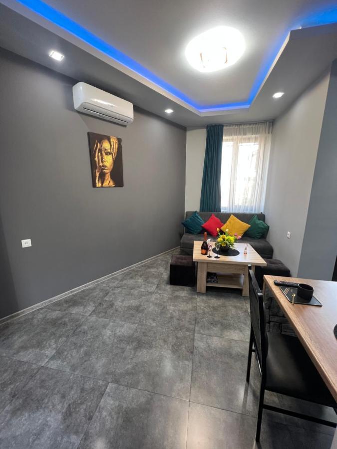 Comfortable Apartment Комфортные Апартаменты Self Check In Yerevan Exterior photo